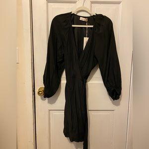 Natalie Martin Stephanie wrap dress.  Black Size large, new with tags.